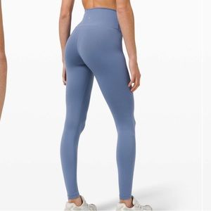 Like new lululemon Wunder Train HR 28” Water Drop Sz 6